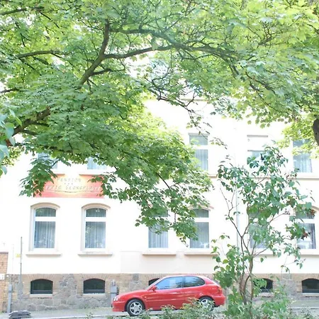 Ξενοδοχείο Georgplatz 3*